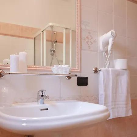 Appartamento Comfy With Shared Pool Cala Liberotto