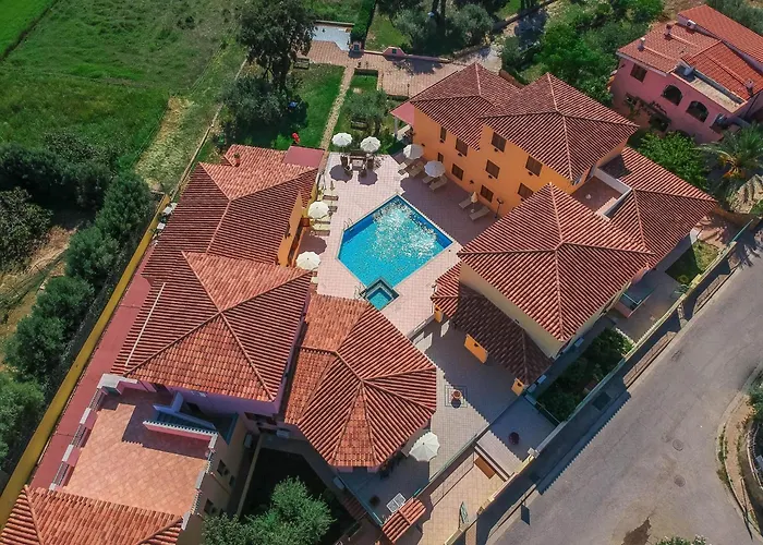 Comfy With Shared Pool *