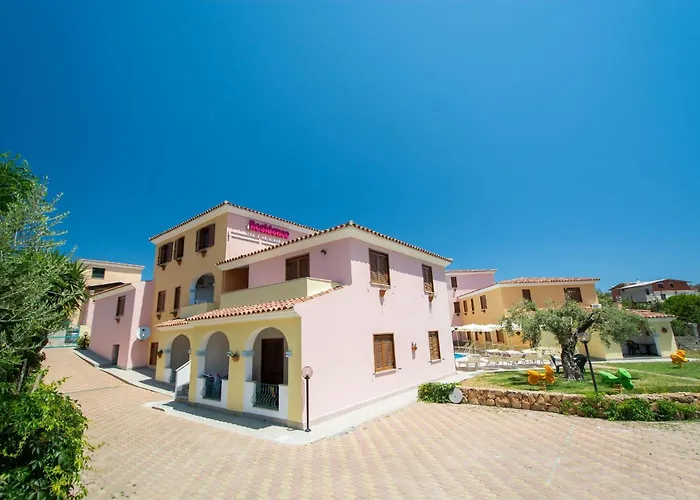 Comfy With Shared Pool Cala Liberotto