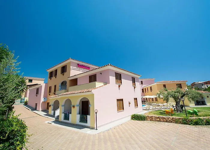 Appartamento Comfy With Shared Pool *